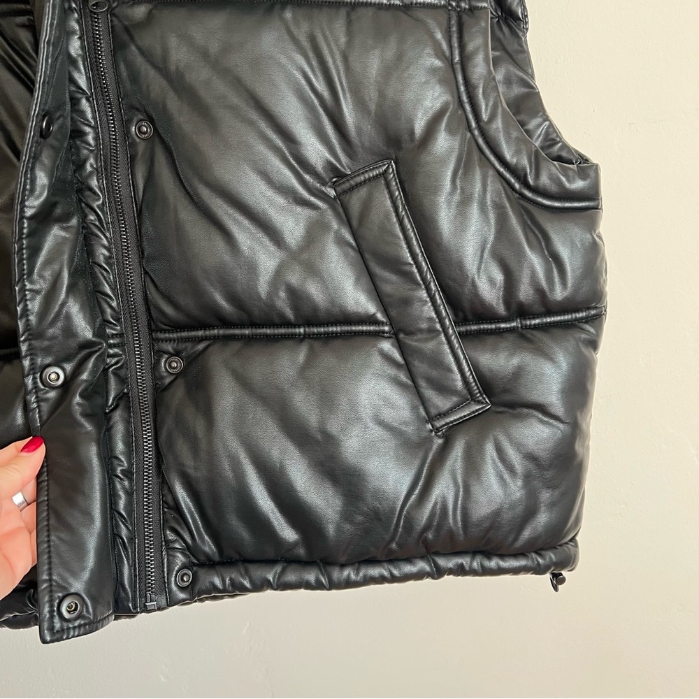 Zara Black Quilted Faux-Leather Puffer Vest - Picture 6 of 11